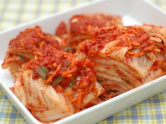 過(guò)量食用亞硝酸鹽會(huì)出現(xiàn)哪些癥狀？